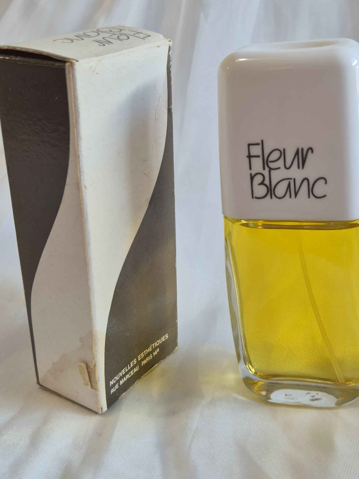 Vintage French Perfume Fleur Blanc by Nouvelles Esthetiques Eau De Toilette Spray 50ml (Discontinued, Rare)
