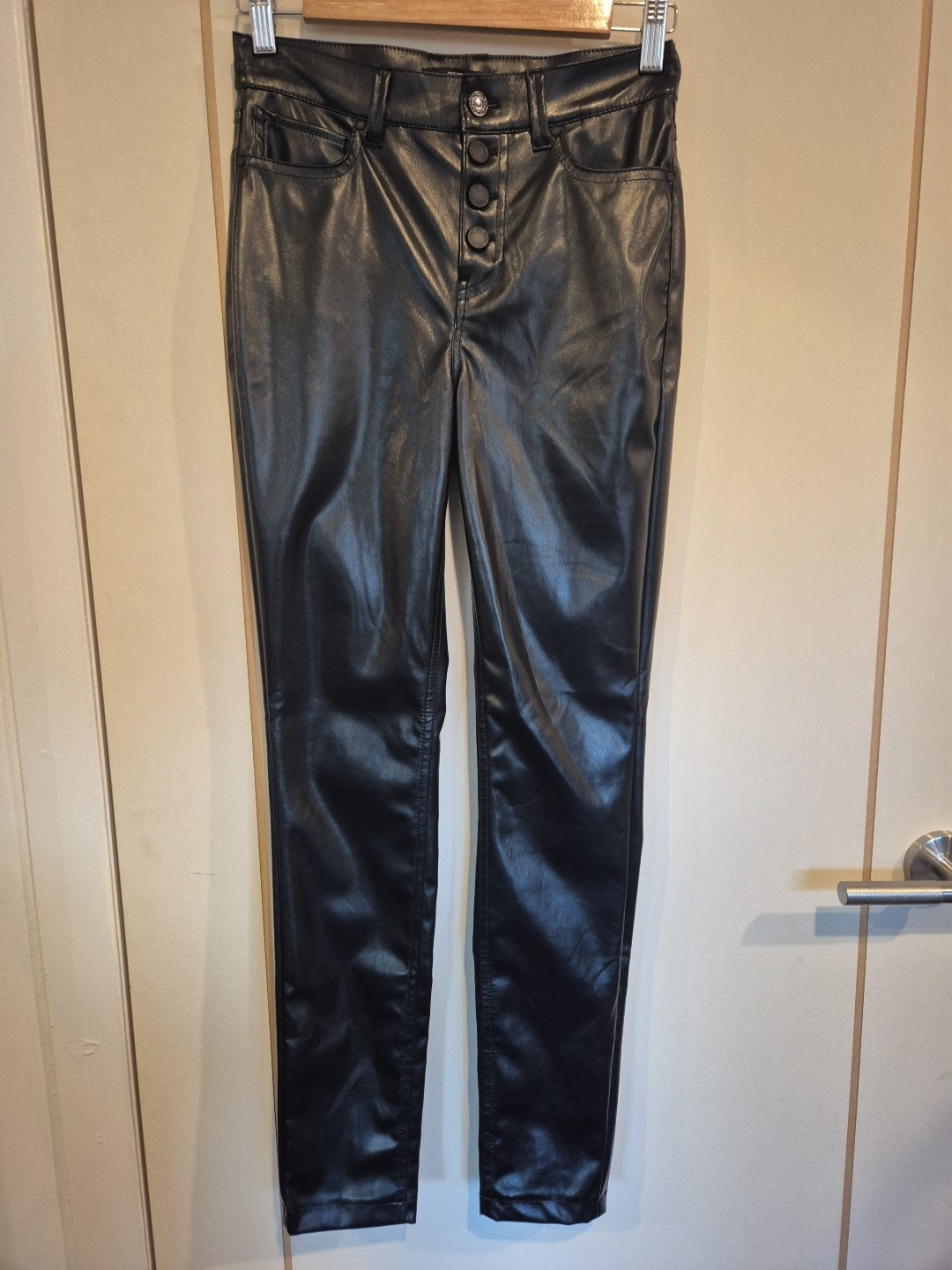 Guess Black Faux Patent Leather High Rise Skinny Leg Pants Size 27
