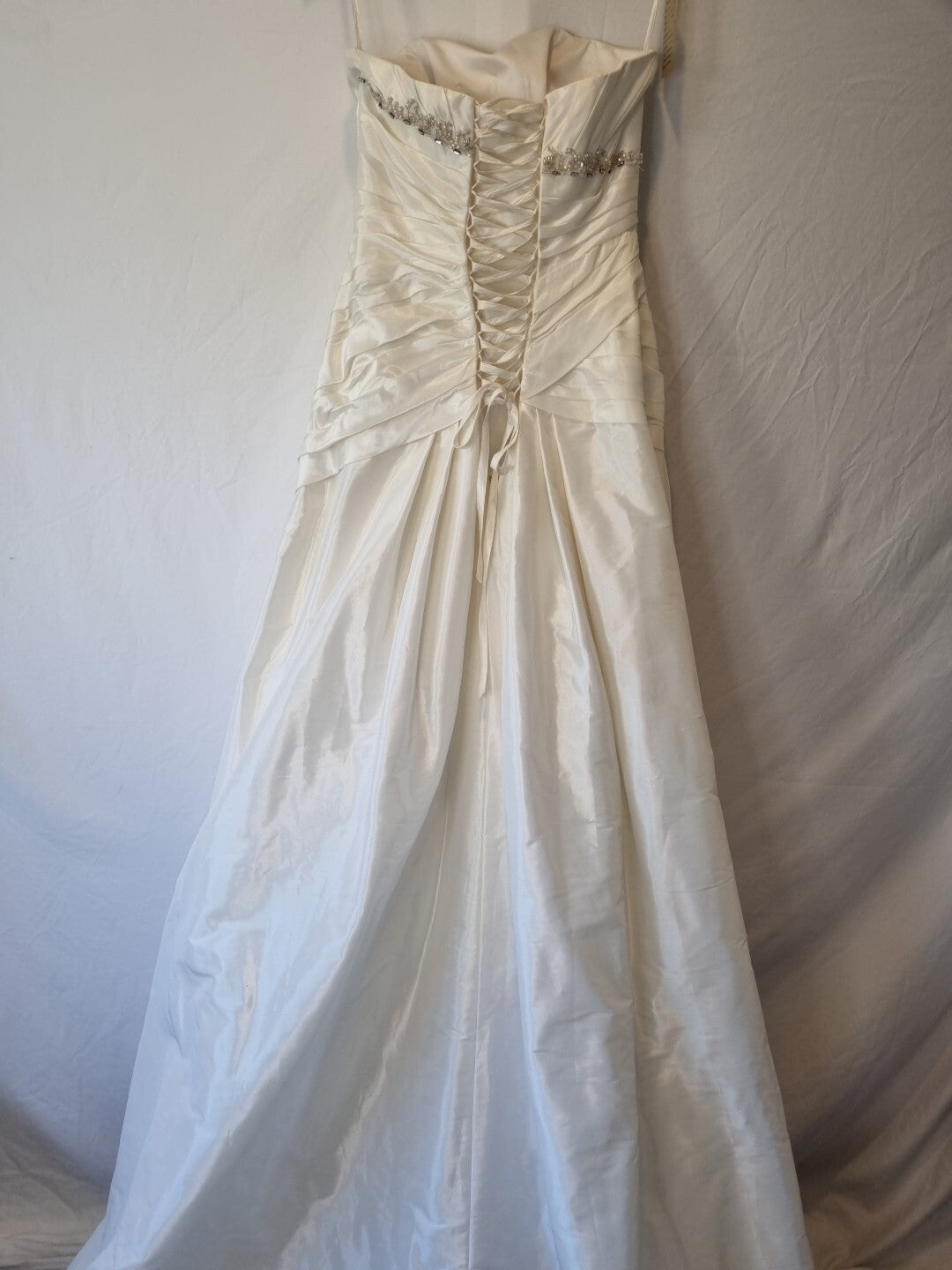 Imoda Ivory Sweetheart Ruched Beaded Train Wedding Dress Sz 107