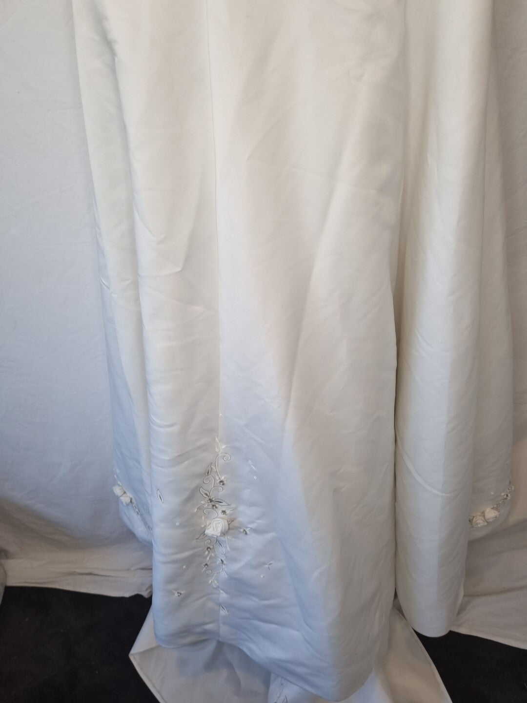 Imoda White Satin Corset Off Shoulder Beaded Roses Train Wedding Dress Sz 122