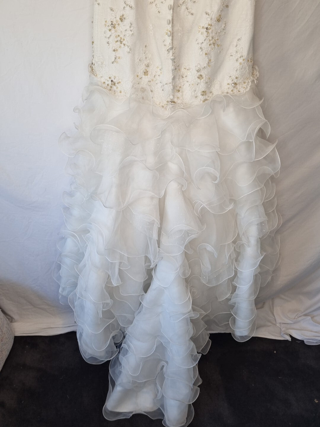 Imoda Ivory Lace Sweetheart Beaded Mermaid Ruffled Train Wedding Dress Sz 1011