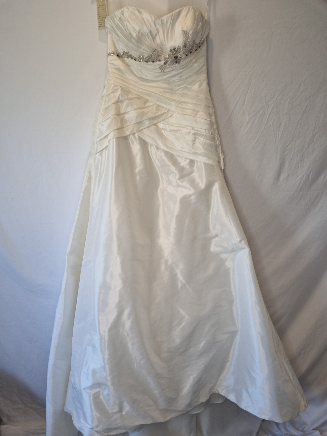 Imoda Ivory Sweetheart Ruched Beaded Train Wedding Dress Sz 100