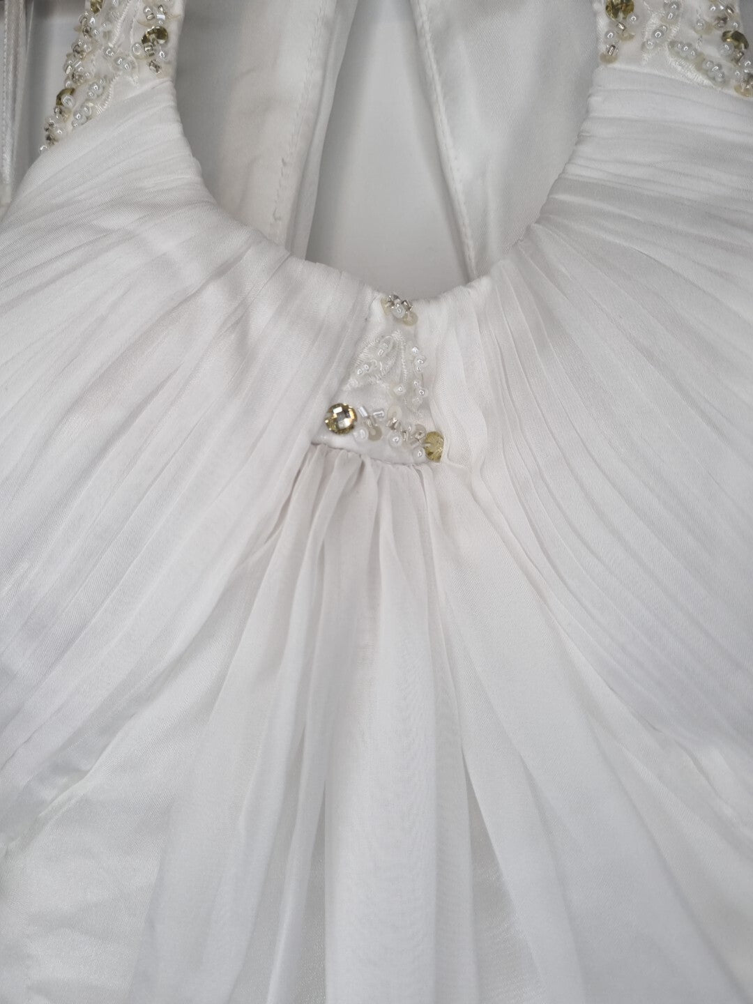 Imoda White Chiffon Ruched Beaded Round Neck High Back Wedding Dress Sz 816