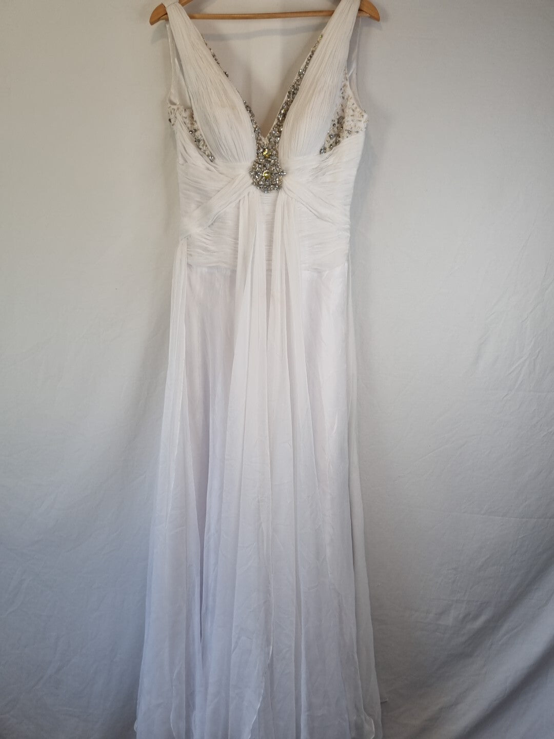 Imoda White Chiffon V neck Beaded Ruched Crystal Fitted Wedding Dress Sz 12