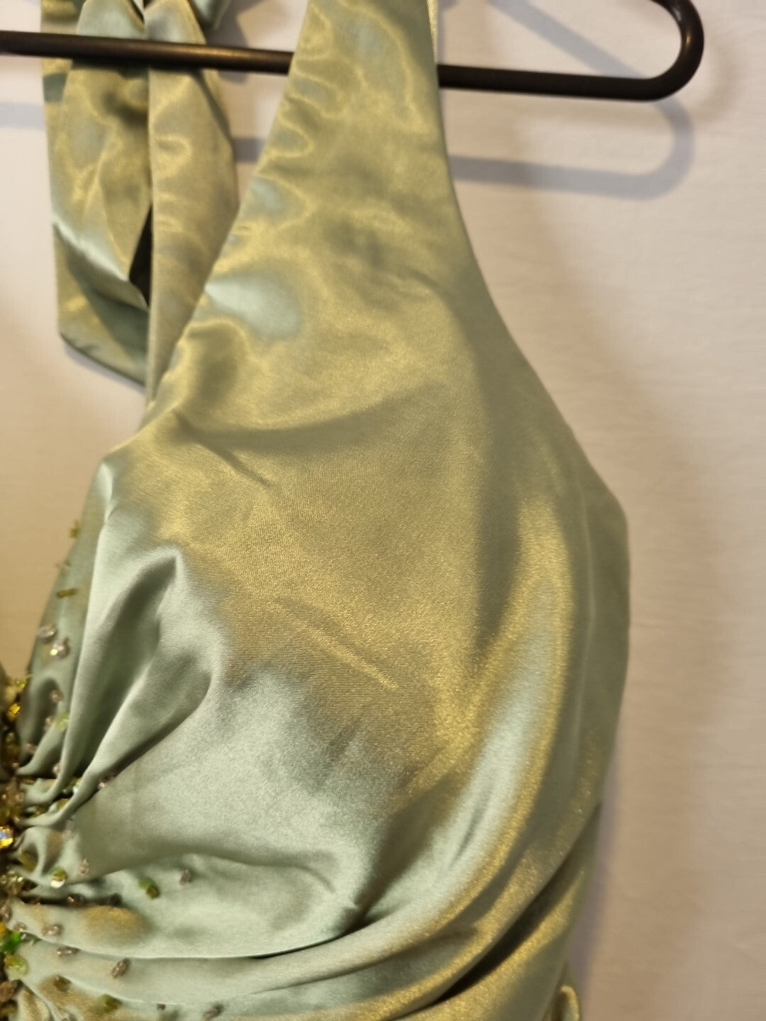 Giovanni Satin Green Ruched Beaded Halter Neck Evening Bridesmaid Dress Sz 105
