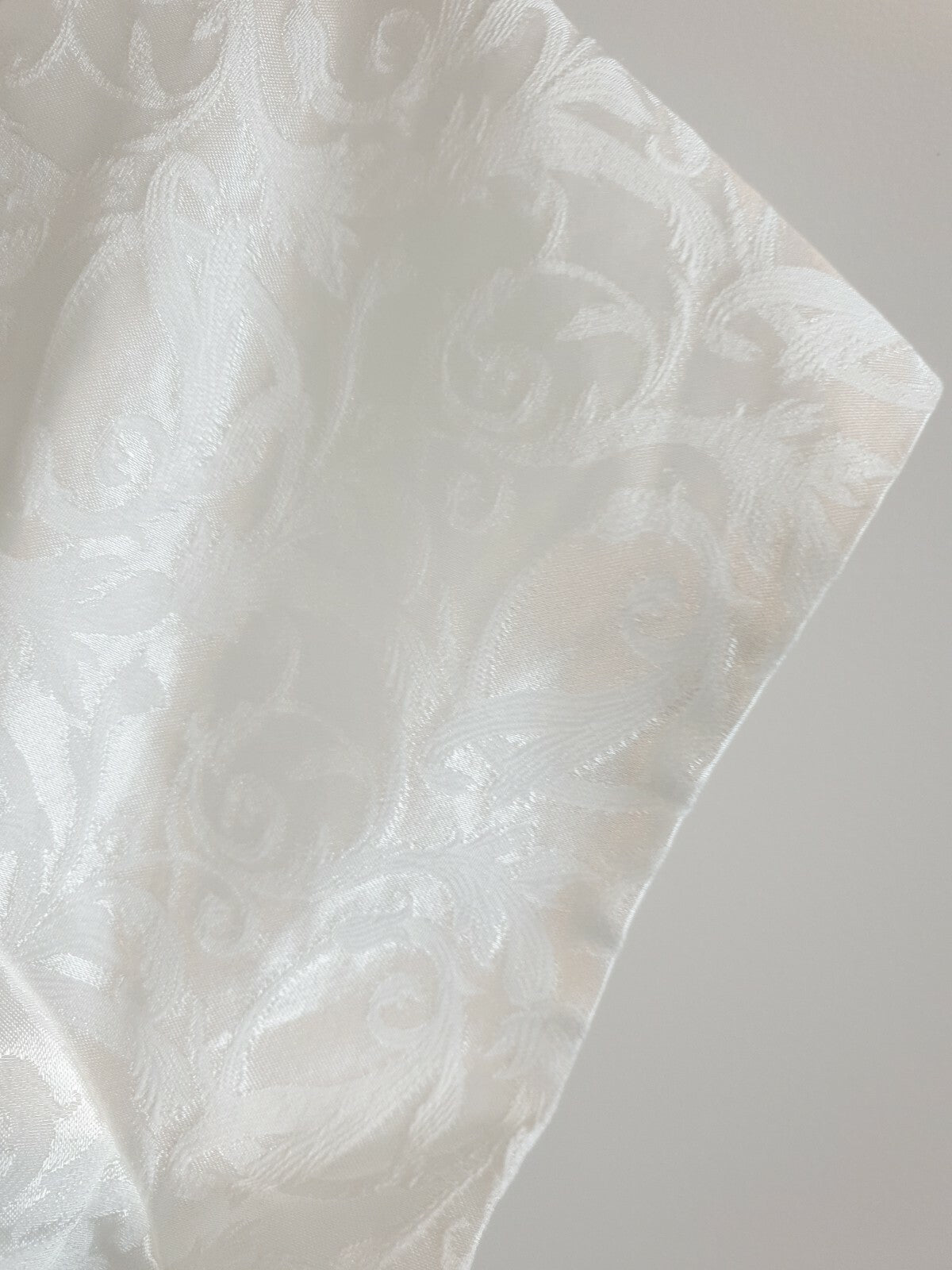 Paco white satin jacquard short sleeve wedding dress size 148