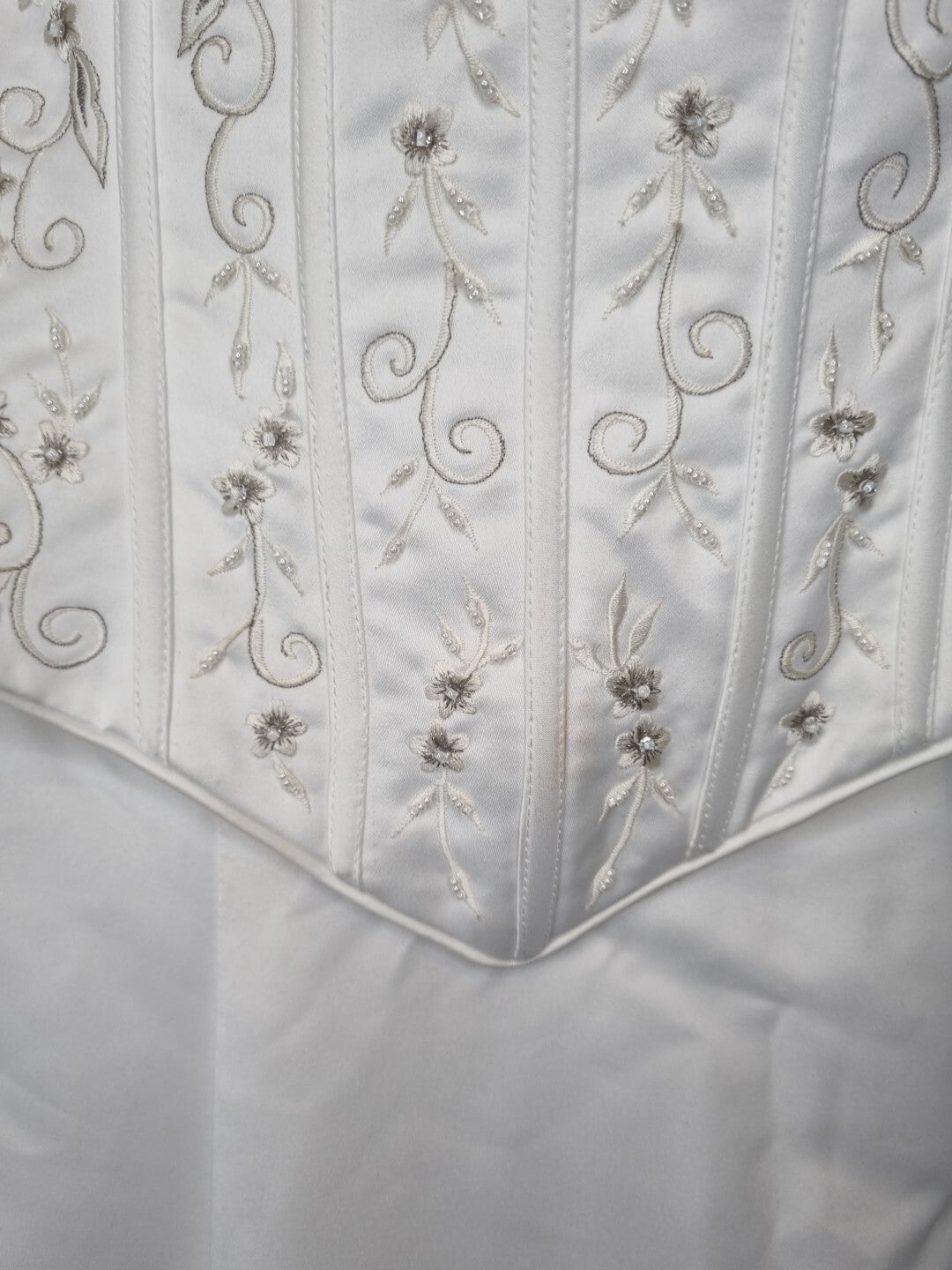 Imoda White Satin Corset Off Shoulder Beaded Roses Train Wedding Dress Sz 126