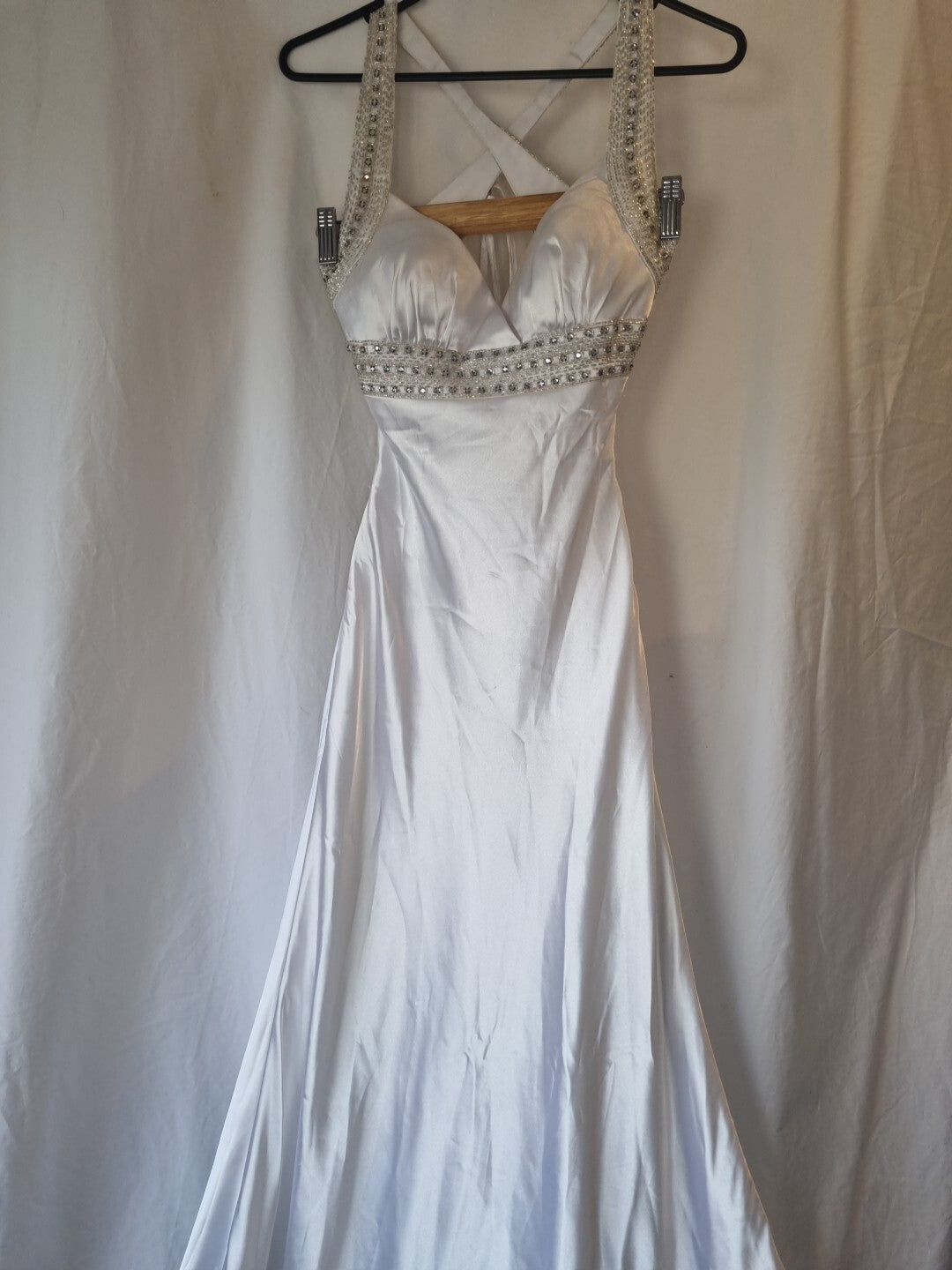 iModa White Backless Satin Beaded Crystal Diamante Slinky Wedding Dress Sz 60