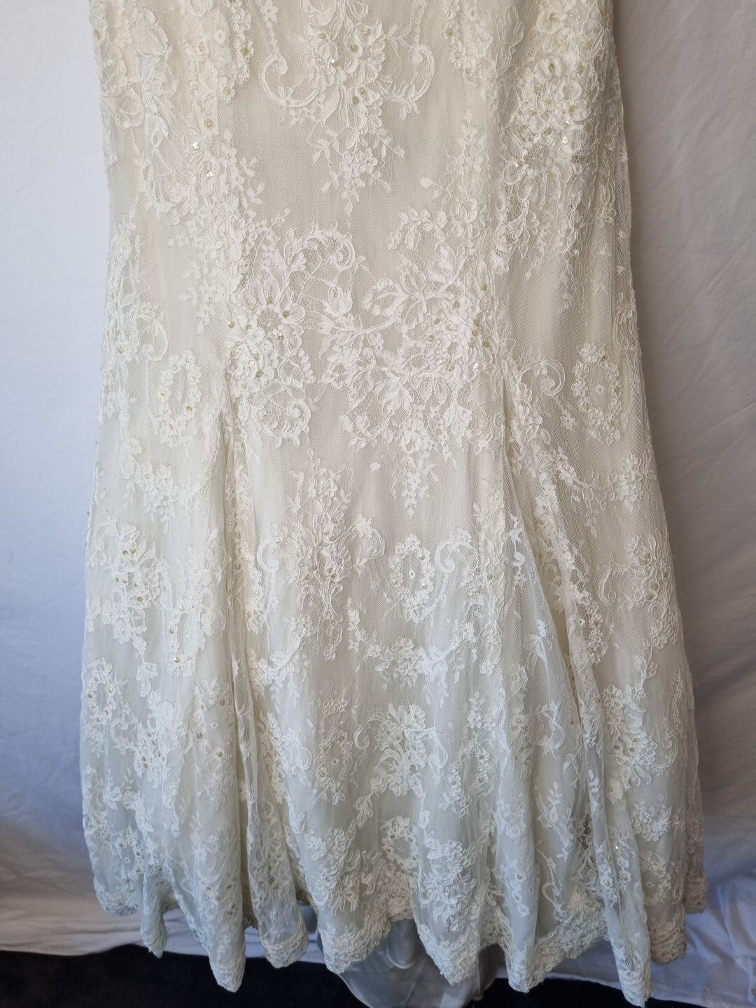 Imoda Ivory Lace Sweetheart Sequin Mermaid Train Wedding Dress Sz 103