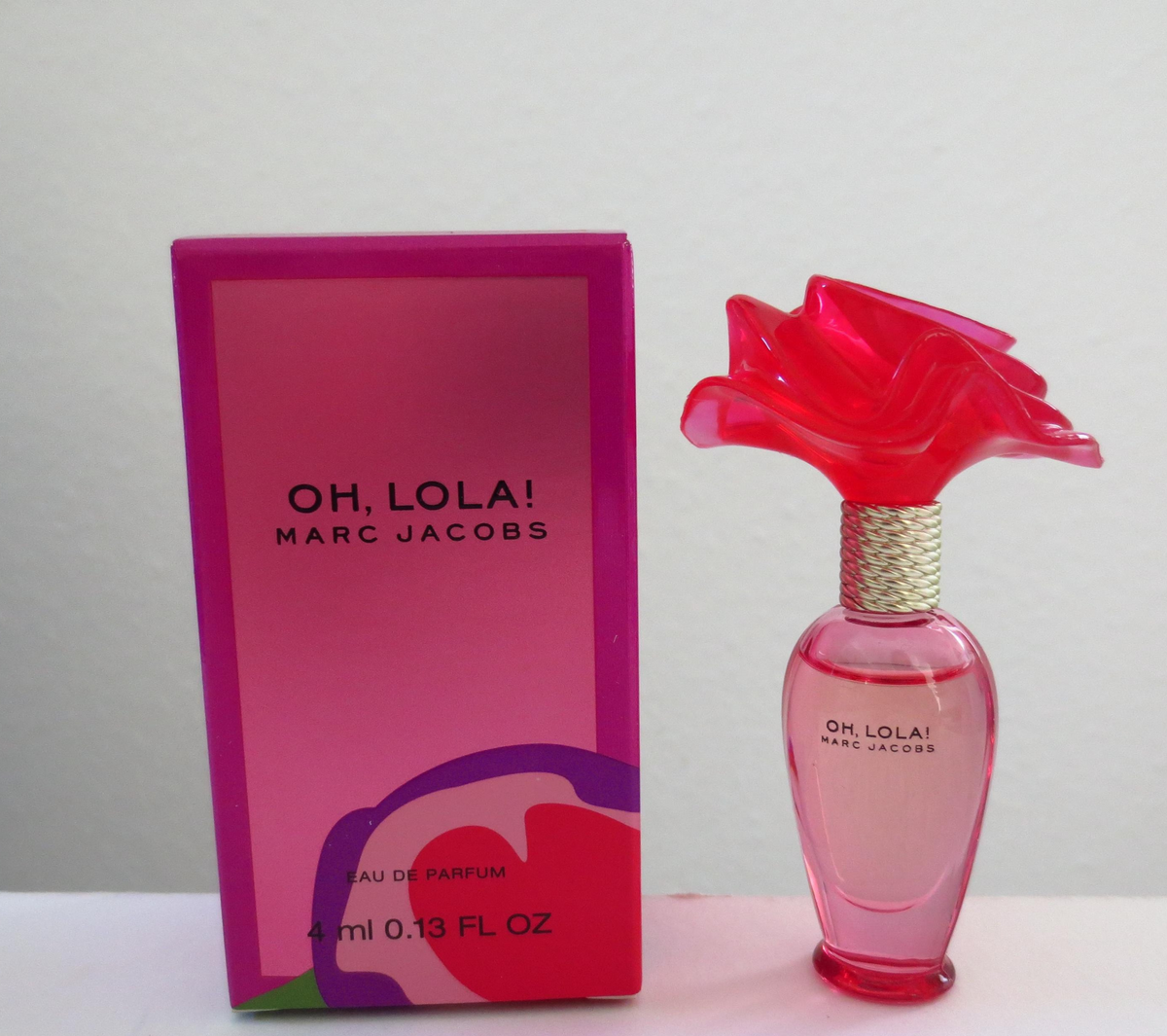 Marc Jacobs Oh, Lola! Eau De Parfum 4ml Mini (Discontinued, Rare)