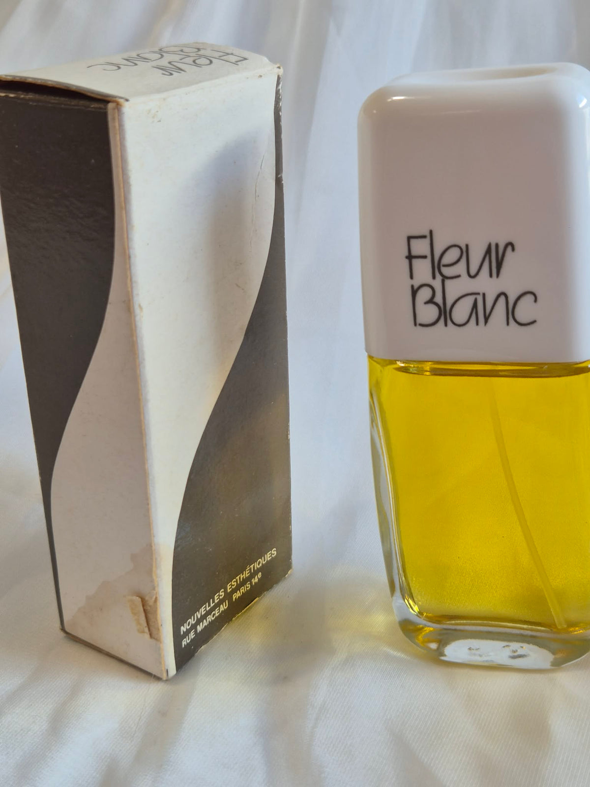 Vintage French Perfume Fleur Blanc by Nouvelles Esthetiques Eau De Toilette Spray 50ml (Discontinued, Rare)