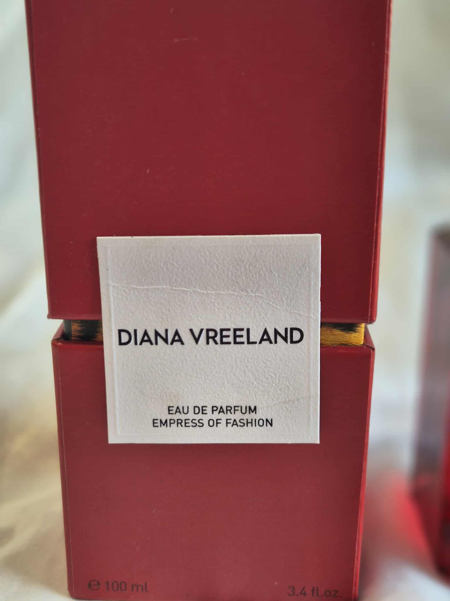 Diana Vreeland Empress Of Fashion Eau De Parfum Spray 100ml (Faulty Lid)