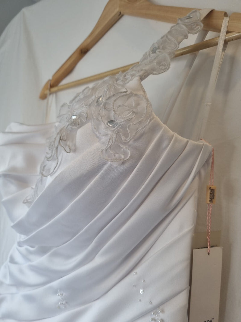 iModa White Satin A-line Beaded Sequin Pleated One Shoulder Wedding Dress Sz 108