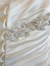 Essence ivory satin sweetheart beaded wedding dress au 711