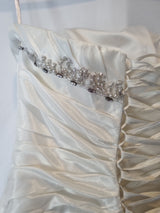 Imoda Ivory Sweetheart Ruched Beaded  Train Wedding Dress Sz 1011