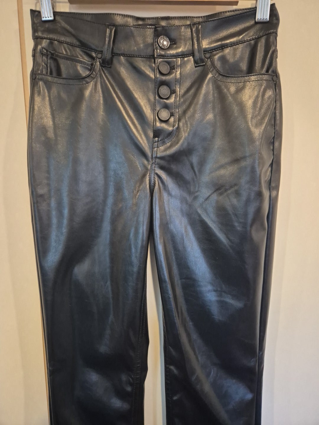 Guess Black Faux Patent Leather High Rise Skinny Leg Pants Size 271