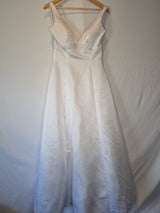 Isabella Faye White Satin V-neck Embroidered Beaded A-line Wedding Dress Sz 100