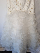 Imoda Ivory Lace Sweetheart Beaded Mermaid Ruffled Train Wedding Dress Sz 102