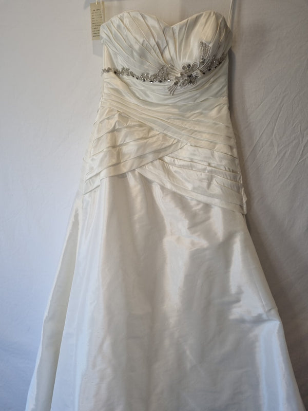 Imoda Ivory Sweetheart Ruched Beaded  Train Wedding Dress Sz 101