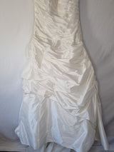 Imoda Ivory Taffeta Sweetheart Ruched Full A-line Train Wedding Dress Sz 142