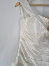 Imoda Ivory Taffeta Sweetheart Ruched Full A-line Train Wedding Dress Sz 145