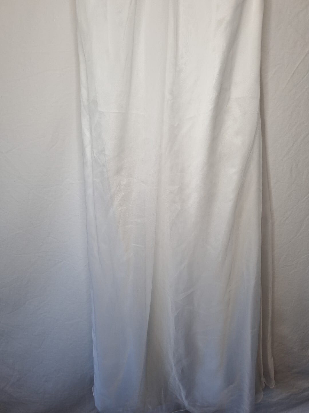 Imoda White Chiffon Ruched Beaded Round Neck High Back Wedding Dress Sz 105