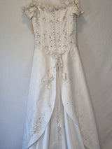 Imoda White Satin Corset Off Shoulder Beaded Roses Train Wedding Dress Sz 128