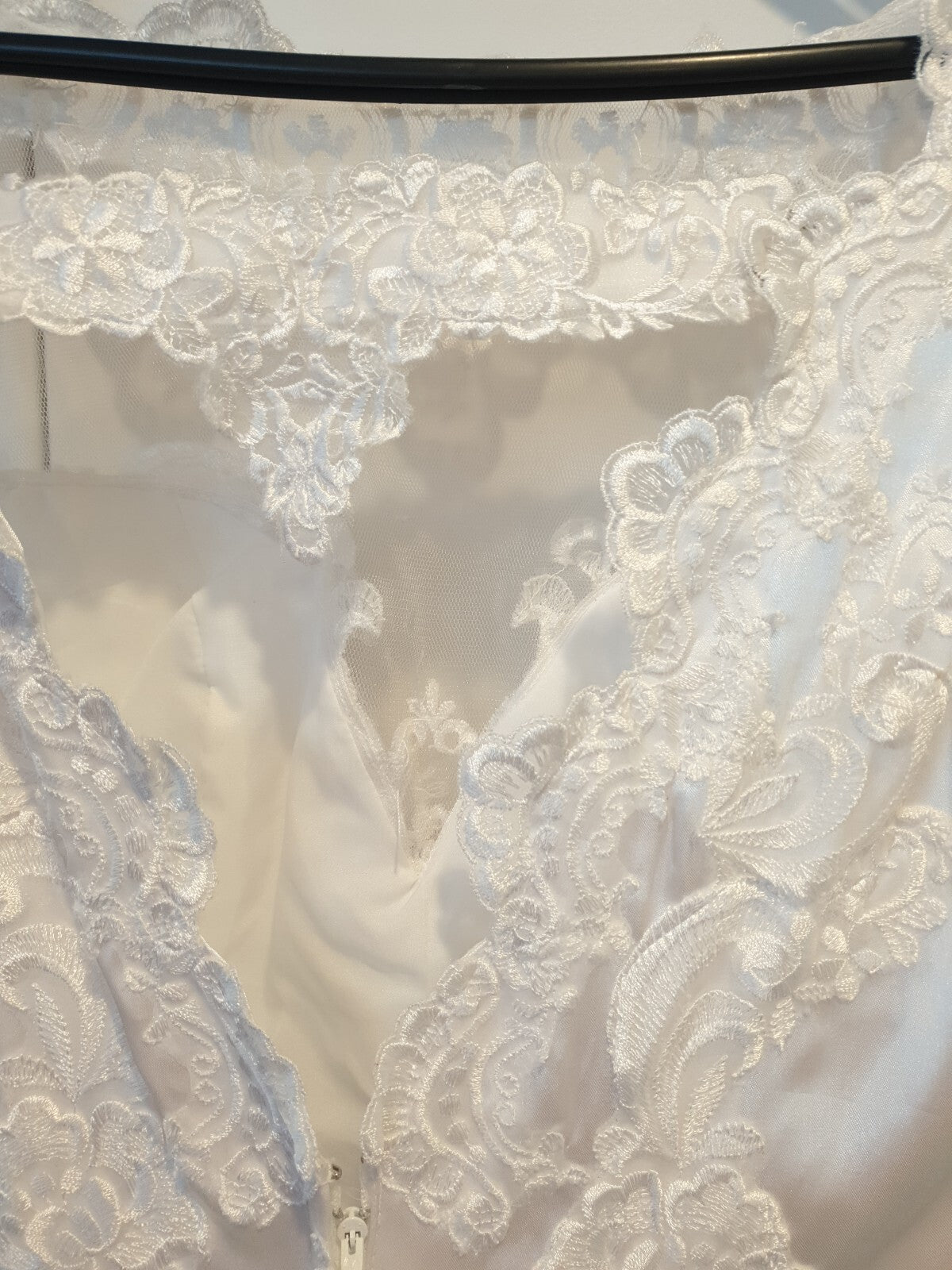 White satin applique organza ruffled wedding dress size 108
