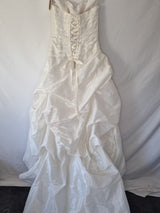 Imoda Ivory Taffeta Sweetheart Ruched Full A-line Train Wedding Dress Sz 147