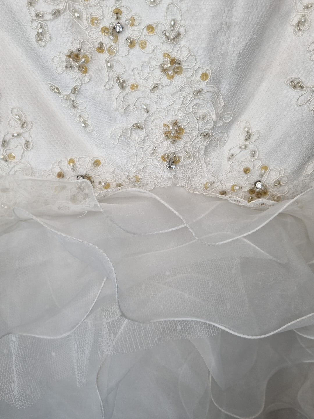 Imoda Ivory Lace Sweetheart Beaded Mermaid Ruffled Train Wedding Dress Sz 108