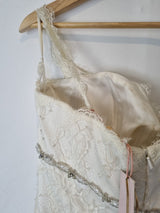 Imoda Ivory Lace Sweetheart Vneck Beaded Mermaid Train Wedding Dress Sz 1013