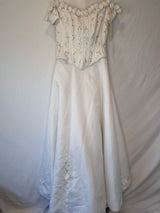 Imoda White Satin Corset Off Shoulder Beaded Roses Train Wedding Dress Sz 120