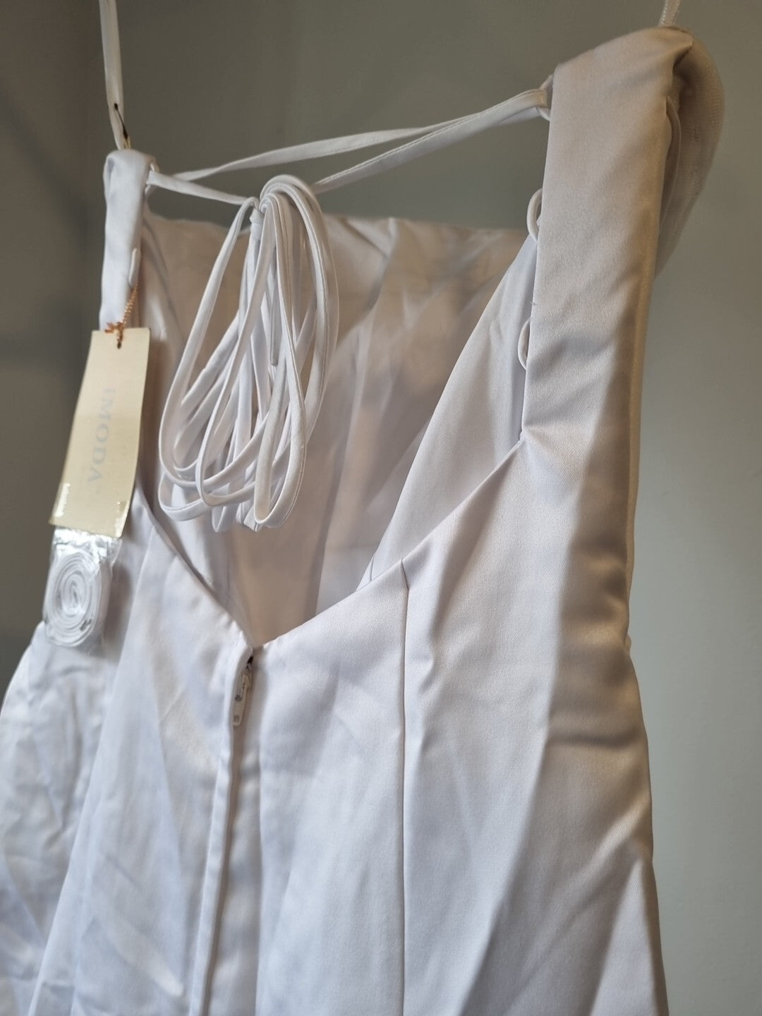 iModa White Straps/strapless Beaded Sequin Tulle Pleated Satin Backless Dress 1011