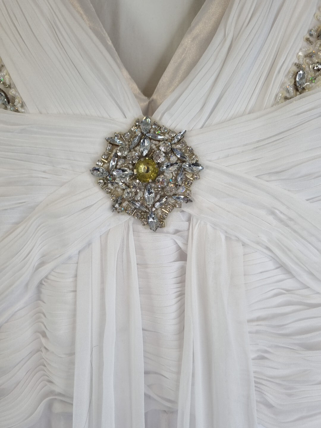 Imoda White Chiffon V neck Beaded Ruched Crystal Fitted Wedding Dress Sz 1214