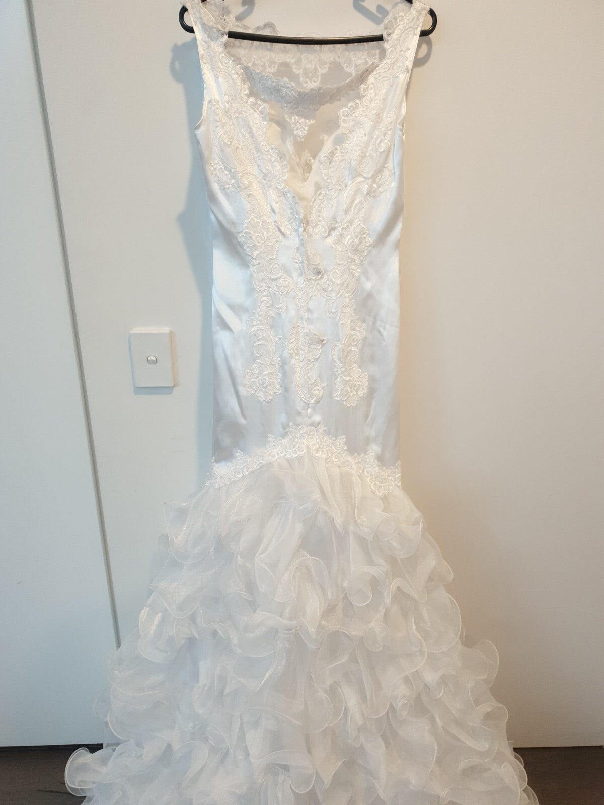 White satin applique organza ruffled wedding dress size 104