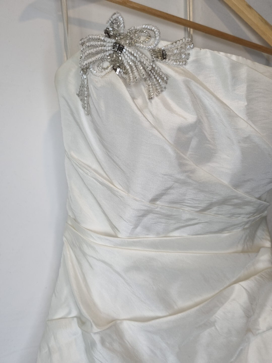 Imoda Ivory Ruched Pleated Beaded A-line Train Wedding Dress Sz 103