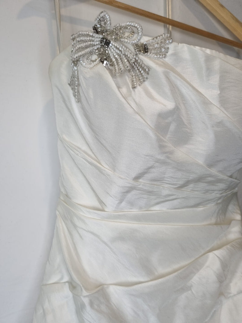 Imoda Ivory Ruched Pleated Beaded A-line Train Wedding Dress Sz 103