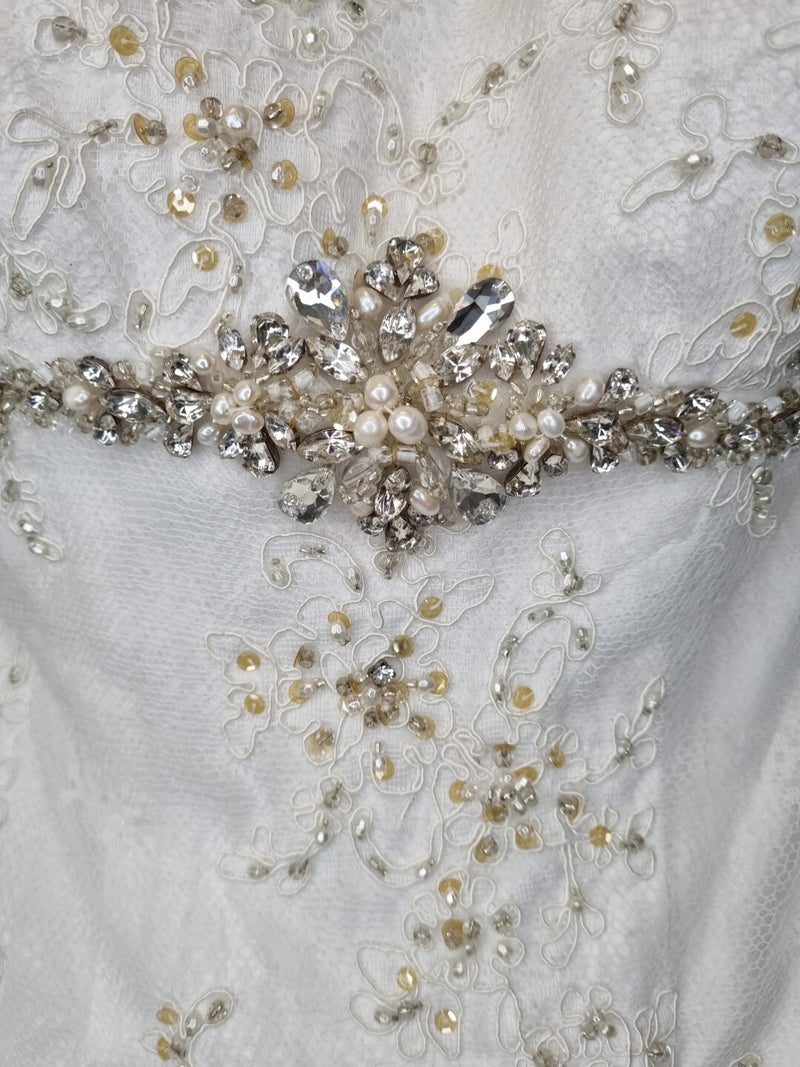 Imoda Ivory Lace Sweetheart Beaded Mermaid Ruffled Train Wedding Dress Sz 107