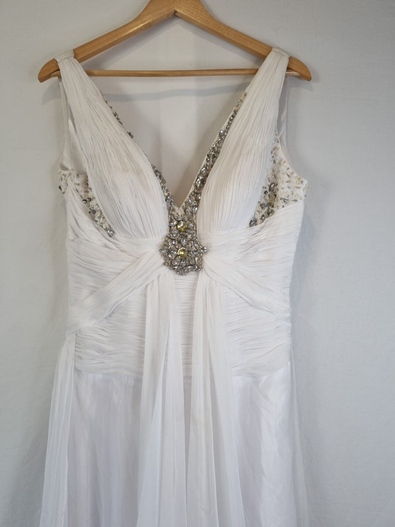 Imoda White Chiffon V neck Beaded Ruched Crystal Fitted Wedding Dress Sz 122