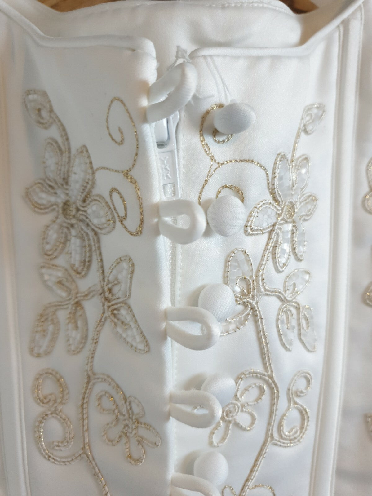 Essence ivory embroidered satin bustier and skirt bridal set uk12 us1010