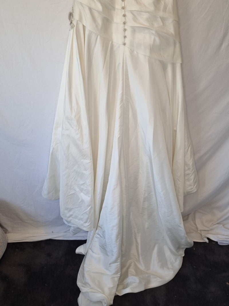 Imoda Ivory Ruched Pleated Beaded A-line Train Wedding Dress Sz 108