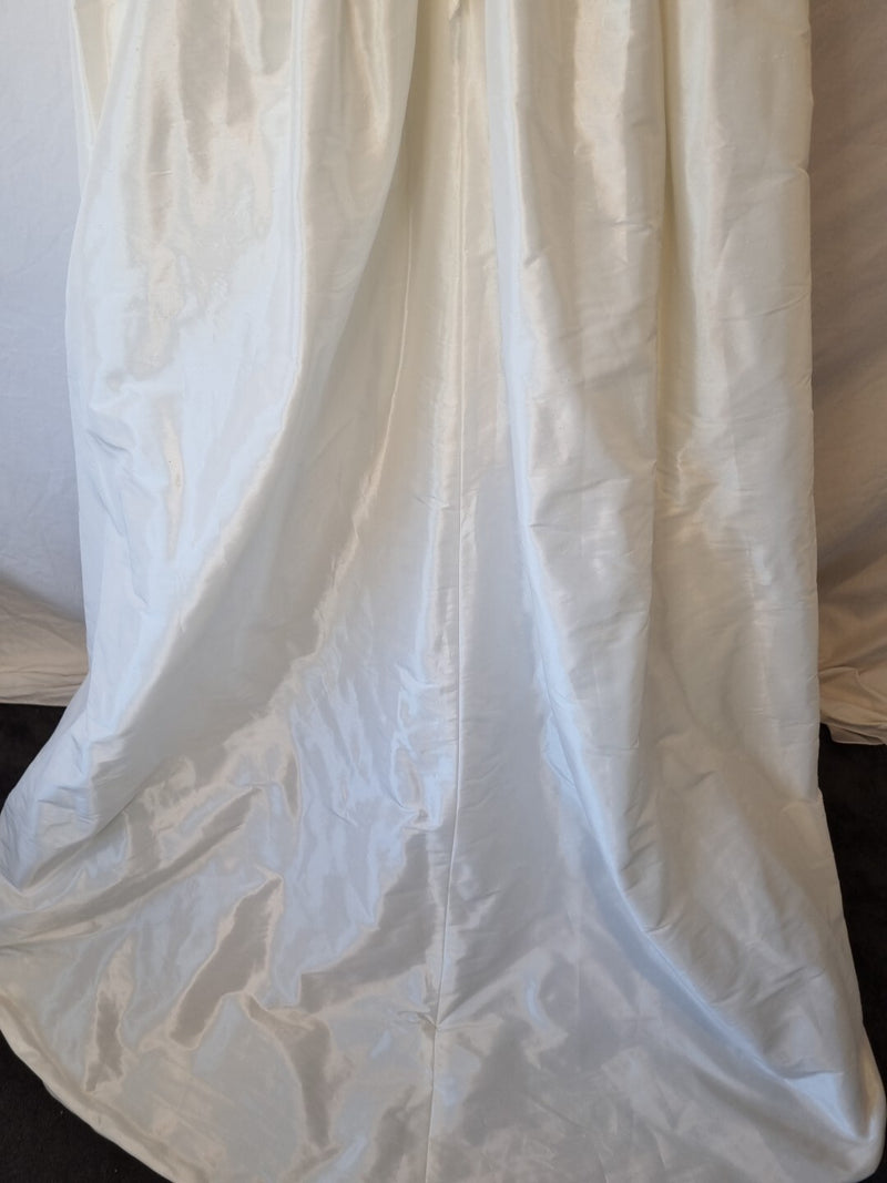 Imoda Ivory Sweetheart Ruched Beaded  Train Wedding Dress Sz 108