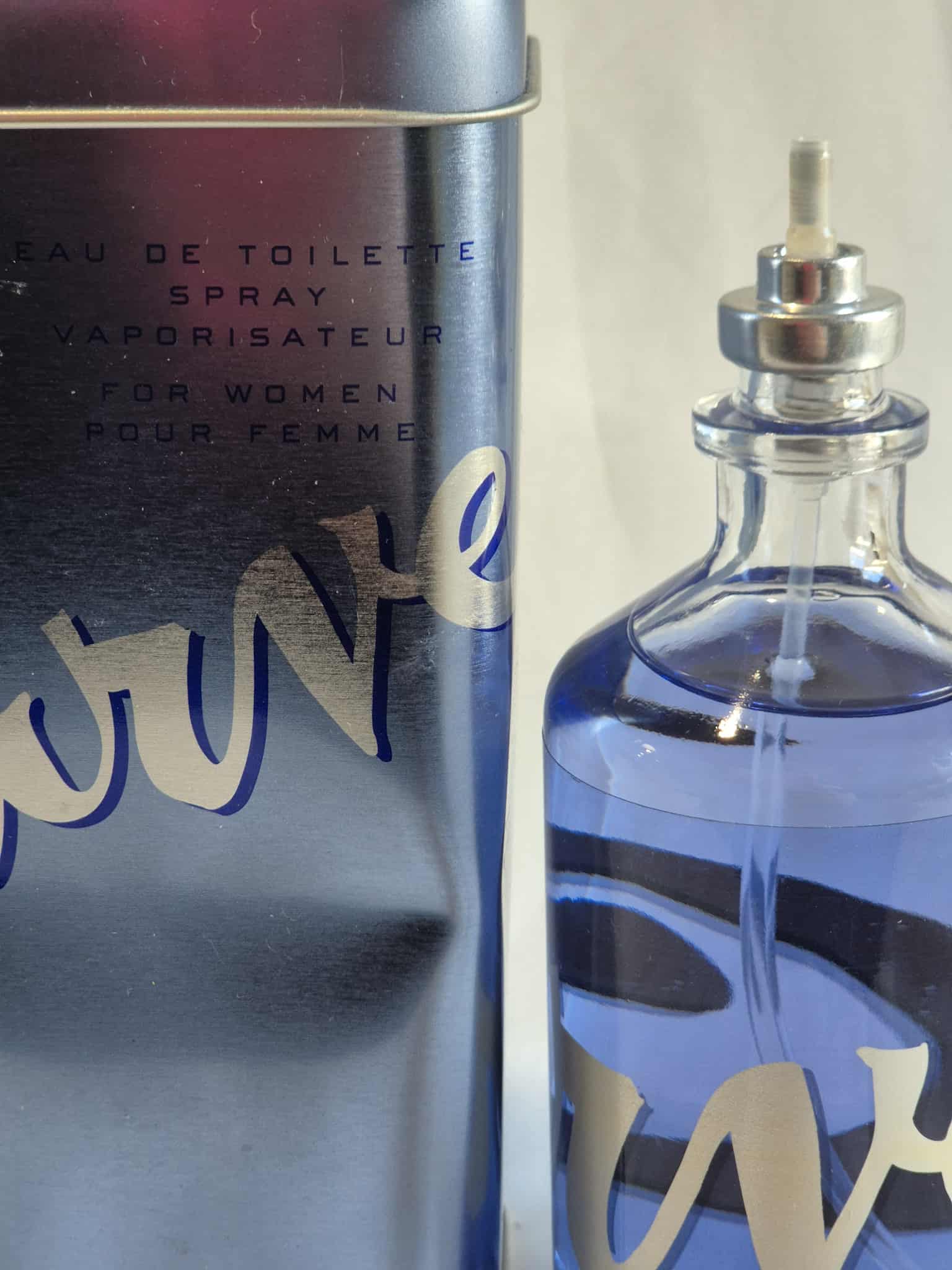 Liz Claiborne Curve Eau De Toilette 100ml (Missing Sprayer)