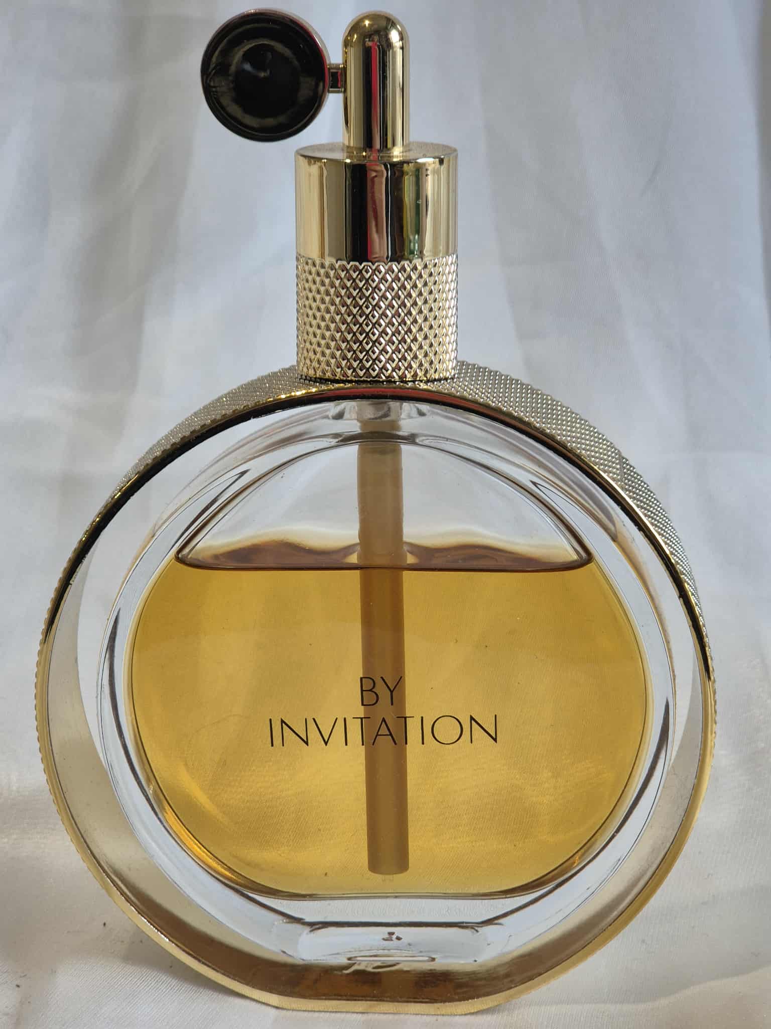 Michael Buble By Invitation Eau De Parfum Spray 50ml (75% Full, Unboxed, Original Packaging/Formula)