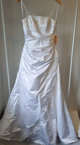 iModa White Satin Sequin Beaded Pleated Strap Wedding Deb Dress Size 8