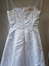 iModa White Satin Sequin Beaded Pleated Strap Wedding Deb Dress Size 8
